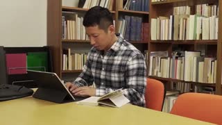 與文青妹子兩人獨處、在颱風天被關在一起… 萌波鈴 IPX-501