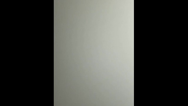 朋友们在同一间酒店房间的备用床上做爱（仅音频）