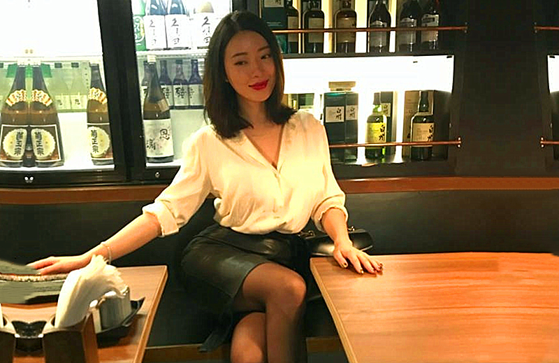 真实良家老公加班主动发骚勾引我去操她