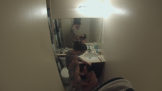 浴室天花板摄像头——谢尔比喷射