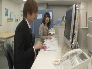 我喜歡同年公司加入我崇拜的女孩  2