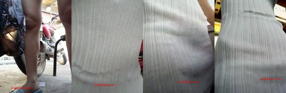 騷白虎貧乳蘿莉各種鬧市街道超市戶外露出微信福利64部合集 Part (36)