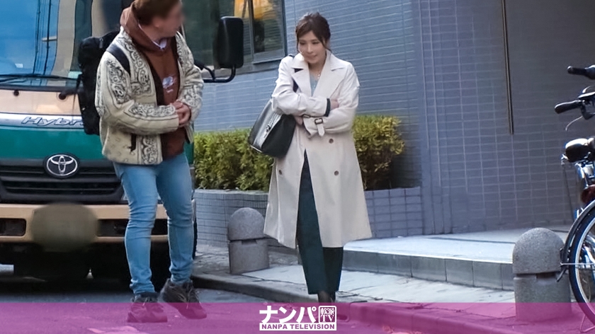 200GANA-2230 マ軟派、初撮。 1439 奇跡のアラフォー！逆サを疑うほど若々しい38歳の美女を恵比寿でナン！物腰柔らかでおしとやか…かと思いきやSEXになると豹変！甘美な声でいつまでも喘ぎ続ける！.