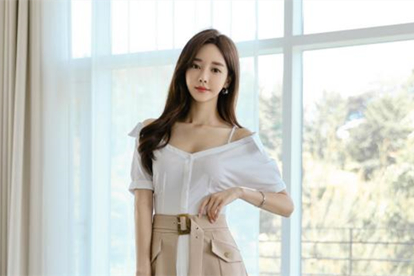 要把情夫榨干的极品御姐少妇全程露脸伺候情夫啪啪深喉大鸡巴激情上位放肆抽插