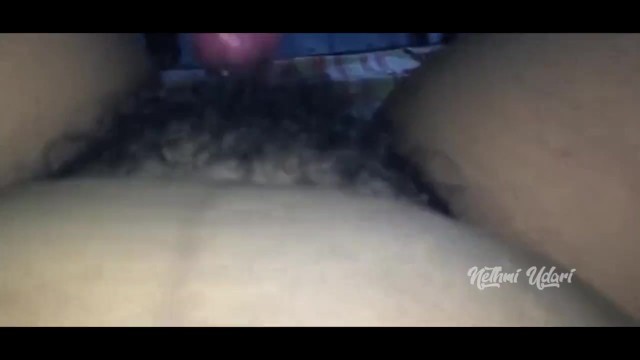 එය මට තදින් පහර දීම වැනි ය - 和我的伴侣做爱，大团圆结局