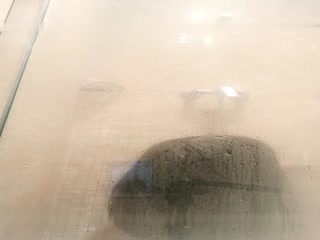 主播的自慰秀！慵懒躺在床上好想被哥哥们服务喔！