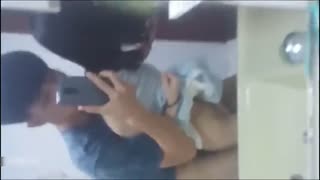 中国中学生厕所偷吃禁果CHINESE