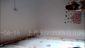 18岁的妹子很有技巧很会挑逗