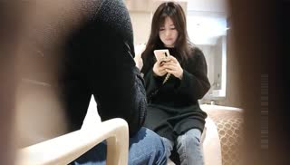 雪肌温柔少妇被疫情影响收入，只好下海到到酒店援交胖叔叔～