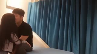 小宝寻花12 “无套再续前缘”小宝职业生涯经典代表作之一 撸管必备强推，极品女神完美胴体