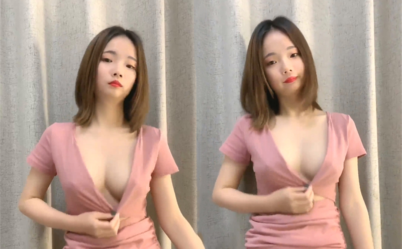 老板高价定制超清裸舞自慰小视频抖奶诱惑自慰棒插的呻吟不断