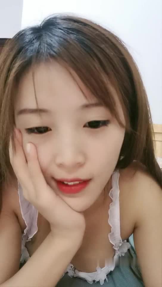 初心小奶苗条身材贫乳妹子啪啪颜射 new