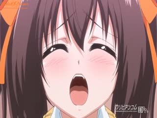 未经审查的无尽- 漂亮的女人被发现在偷窃，她提供了她的猫