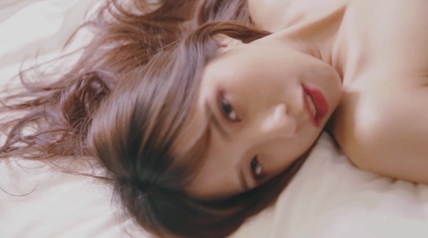 夏希徹底解放！比基尼全裸主観撮影で超接近肉体美 超密着誘惑フェチ視点