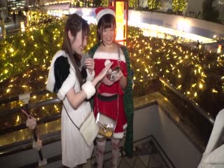 326EVA-121 自撮り目当ての美容師コンビを即パコ☆強めの貞操観念も同僚のフェラチオ姿に崩壊…サンタコスのまま潮吹き散らす真面目少女のガチイキスプラッシュｗｗ