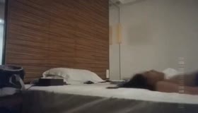 年輕小哥洗完三溫暖後激戰按摩小姐姐