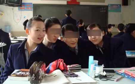 前些年大学时候干某中专在读空乘