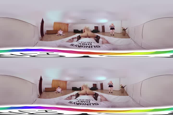 18VR Daisy Lee Loves Fuck In Stockings VR Porn