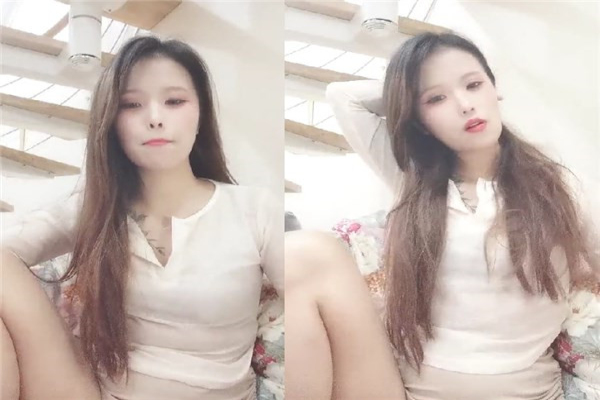 胸前纹身性感十足美女大尺度激情高跟鞋开档吊带黑丝袜极品美臀假屌放地上骑坐扶着墙大屁股一下下套弄