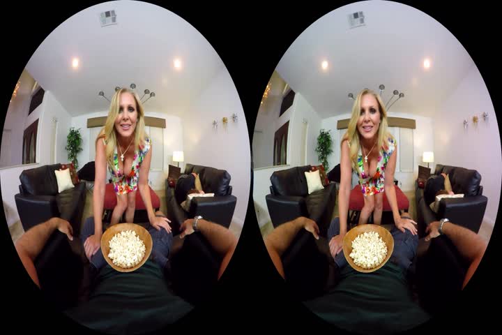 Sweet Cat Hardcore [powered by SexLikeReal]