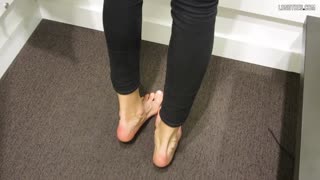 Veiny feet walking # 2