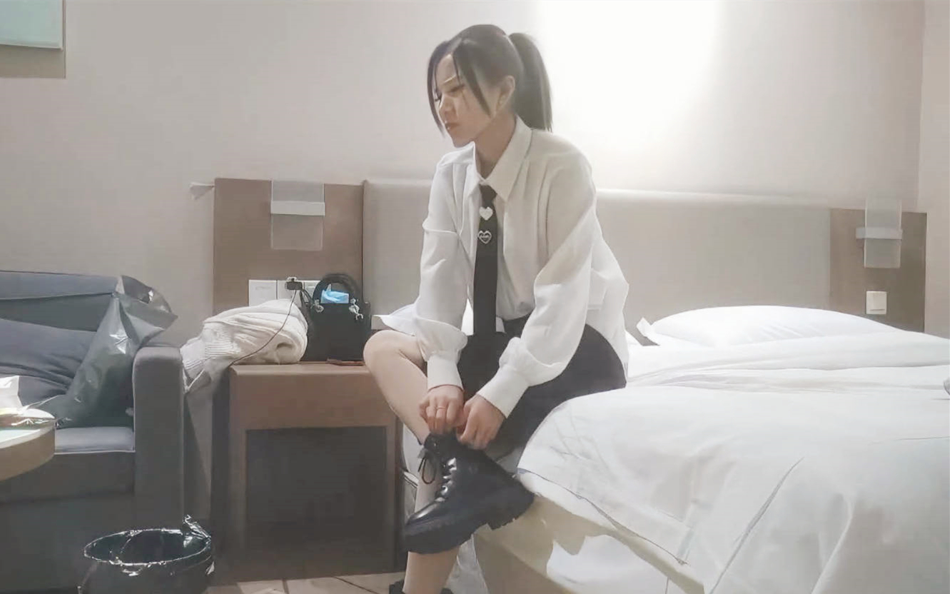 软萌乖巧黑丝美腿