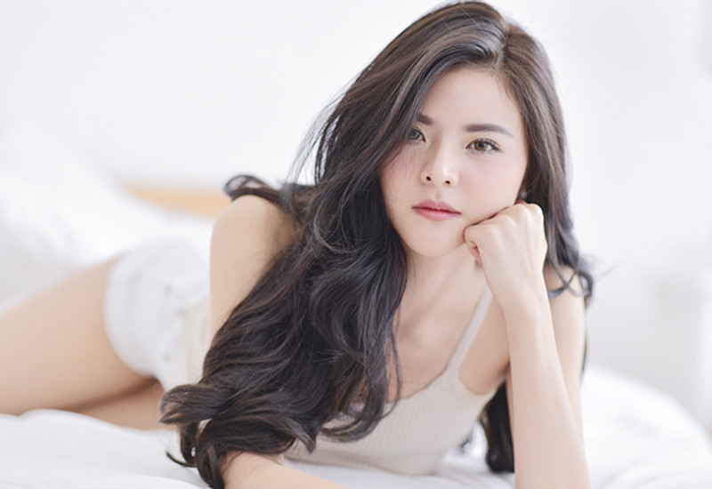 全套服务性体验,各种超爽体验吹拉弹唱各种舔裹操完干的一逼还挺骚