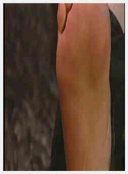 Alexis Fire喜欢女友的脚