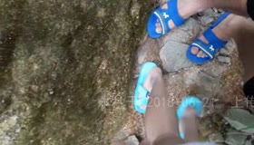 楼下老板娘主动勾引的我