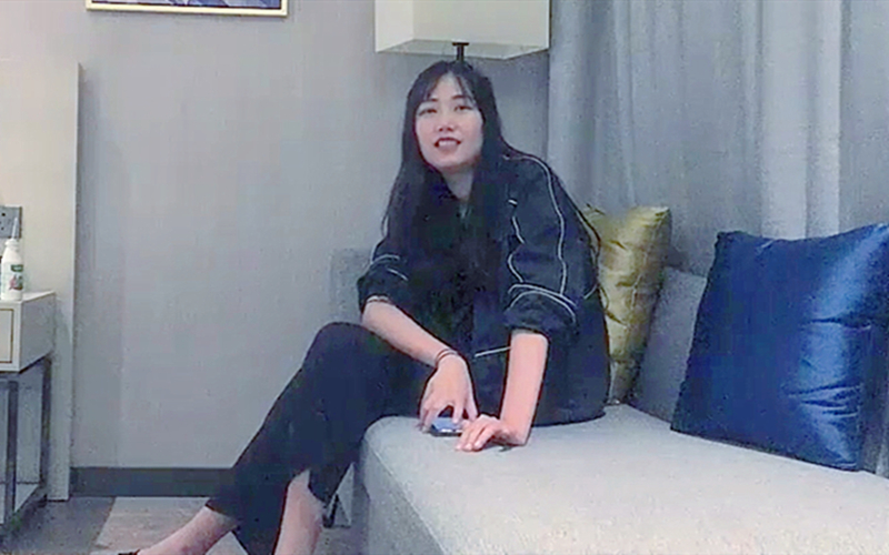 大长腿黑衣妹子啪啪舔奶浴室洗澡69姿势骑乘后入猛操