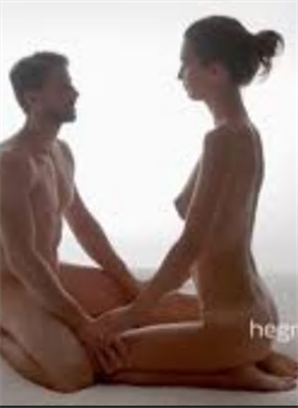 COUPLES SEXUAL AWAKENING MASSAGE