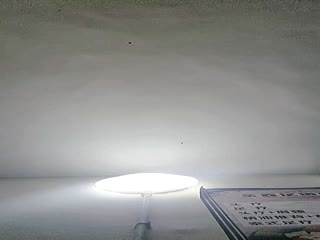 探花]探花足浴迷死人的小少妇颜值不错~大哥做着按摩总是动手动脚的又想摸逼又想揉奶子~玩了个肾疗让小少妇足交