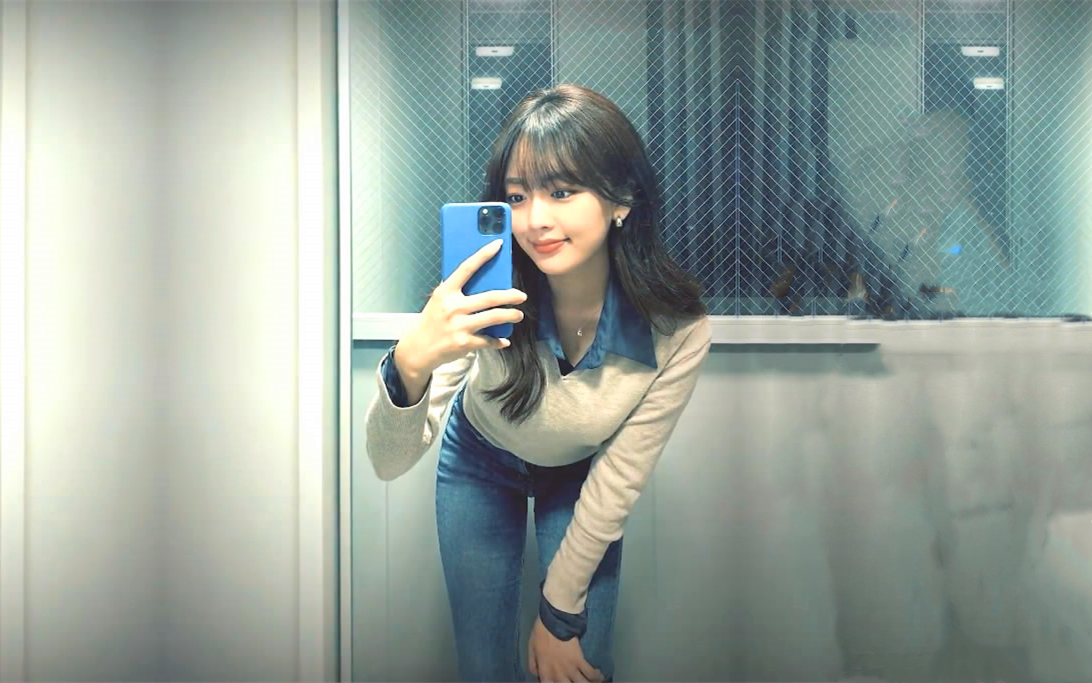 火爆全网嫖妓达人金先生最新约炮明星颜值的上流社会名媛小少妇良家都喜欢刺激玩SM捆绑做爱