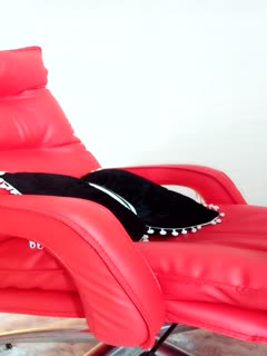 身材苗条气质口罩美女主播闪脸自慰大秀第三部性感黑丝网袜红色吊带道具JJ自慰很是诱惑不要错过