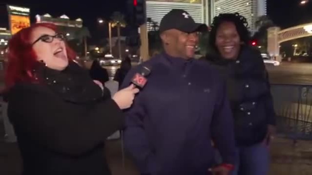 拉斯维加斯与陌生人发生性关系（Sunny Megatron Out the Box网络系列）