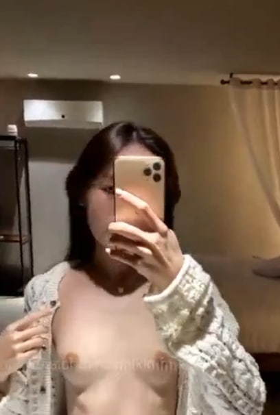O站極品台灣美女 kkimkkimmy 啪啪啪福利合集 2020-12-18