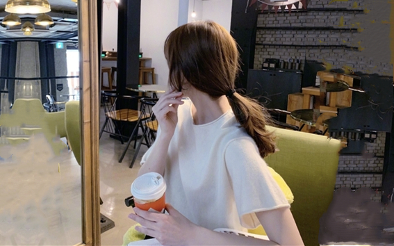 外围圈极品小姐姐一对美乳惹人爱肤白貌美汗流浃背狂插不止