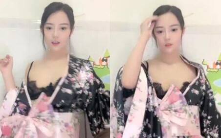 高颜值苗条双女戴上道具JJ啪啪秀吊带丝袜道具大JJ后入骑乘抽插呻吟娇喘很是诱惑