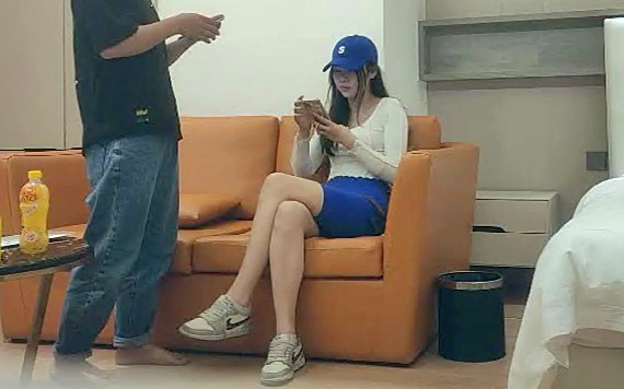 我有一台拖拉机20岁体重108175CM模特翘臀美腿身材无敌