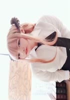 巨乳娇娘COS制服诱惑