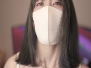 清纯美少女自己抚慰自己游移全身