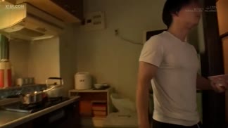 SDDE-636做飯・洗衣・性慾處理 和10個兒子的連續性愛清晨生活 綾瀨麻衣子（48）