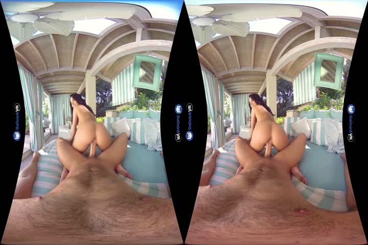 18VR Your Redhead Stepsister Anna Swix Seduces You VR Porn45