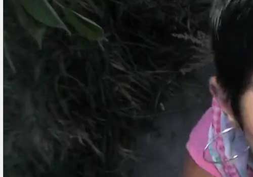 pretty-sexy-brunette-milf-earns-a-lot-of-cash-from-starnger