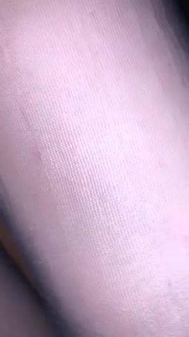 带着骚货玩个户外，大街上漏出按着她的头口交，不时有行人路过好刺激，来到车上露脸激情口交爆草，骚货的呻吟都能让你射 new