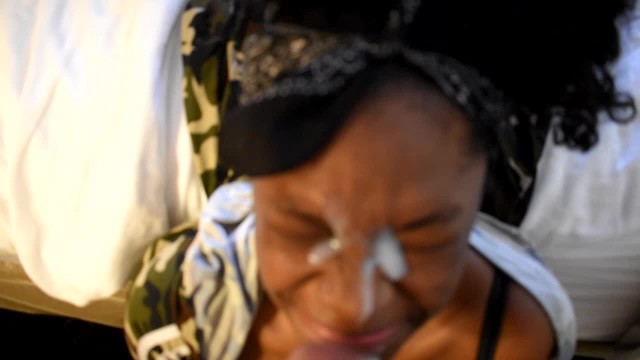 娇小的少年从背后夺走了一切