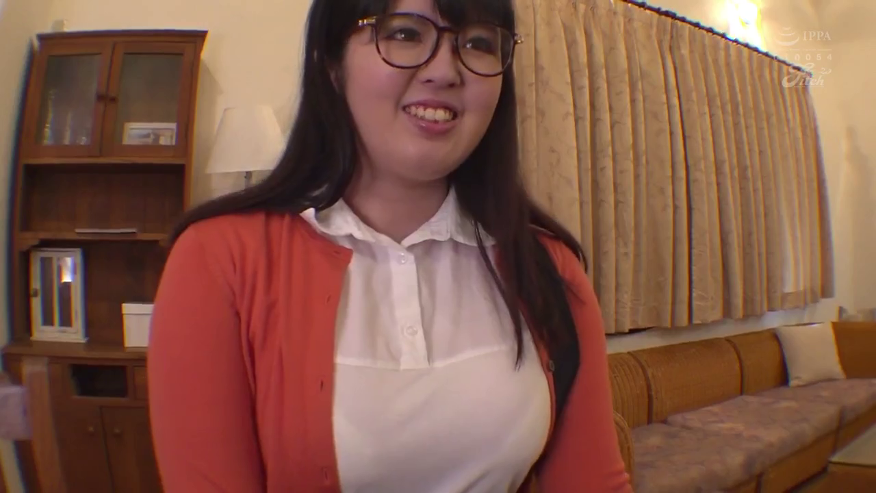 スーーと居酒屋のアルイトを掛け持ちして働く豊満美くびれ19才Kカッ女子大生 淡月みたまAVュー