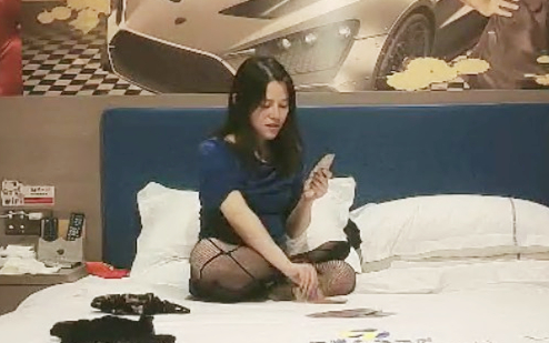 新人泡良约小少妇开房打牌情趣黑丝穿上啪啪一场饥渴欲女高潮表情销魂呻吟