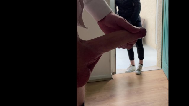 被我18岁的邻居狠狠揍了一顿