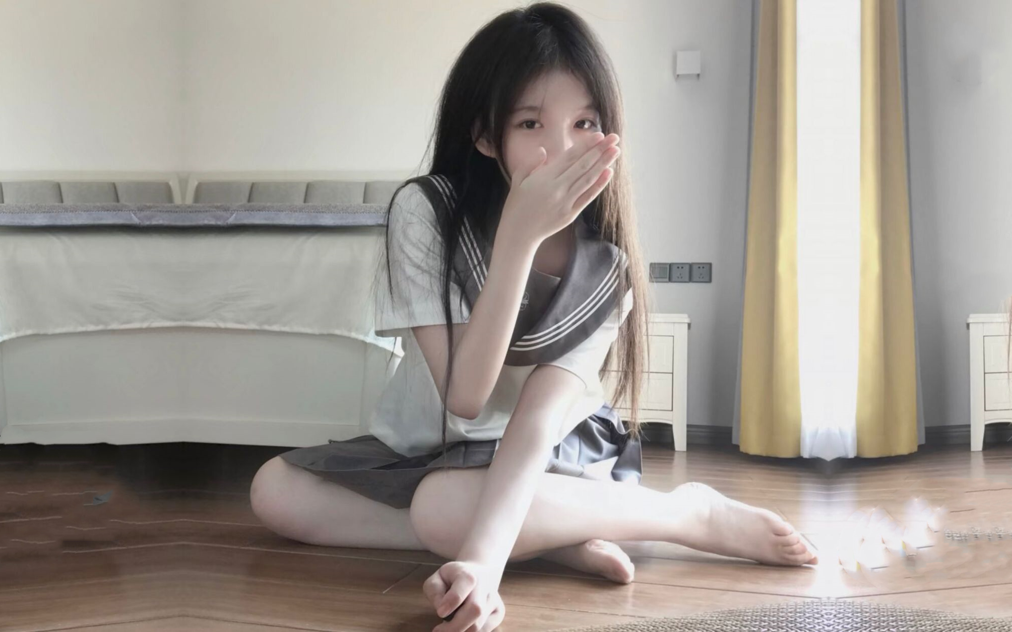 白桃少女淫荡白汁都溢出来了